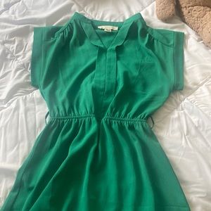 Selling a Monteau Los Angeles dress